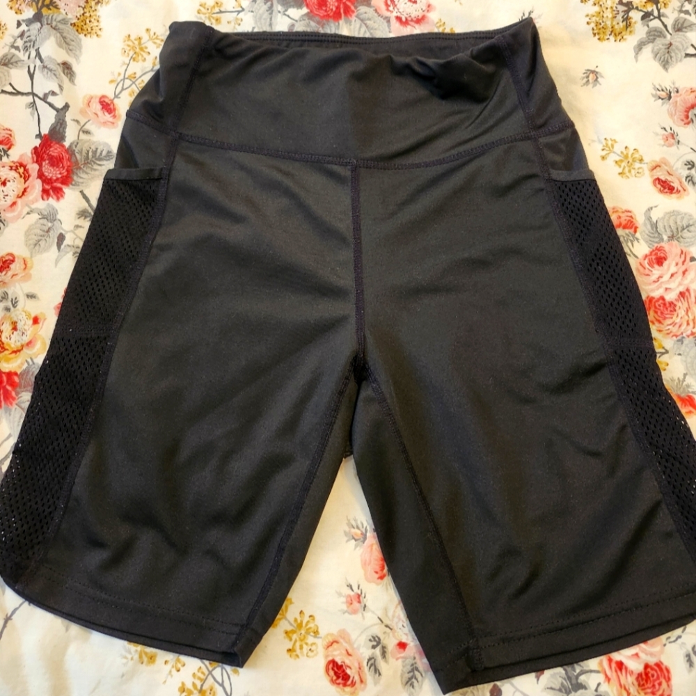 OTOS brand bike short size L mesh side tummy control